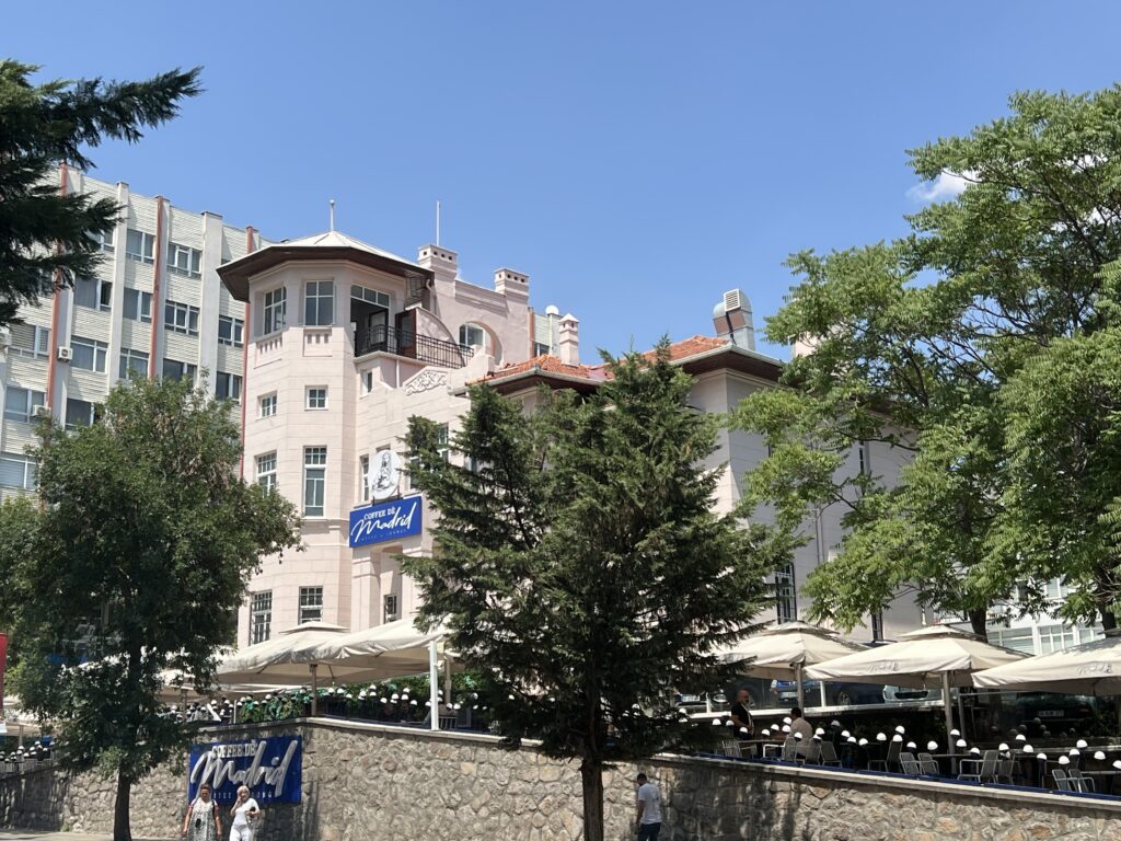 Ankara’daki eski Macaristan Büyükelçiliği binası